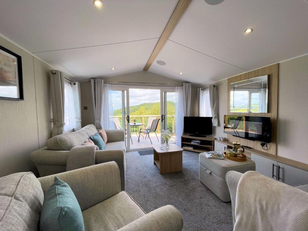 Pass The Keys Gorgeous With Outstanding Views Holiday home *